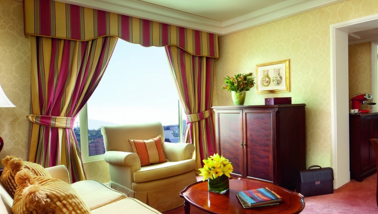 Ritz Carlton - Junior Suite