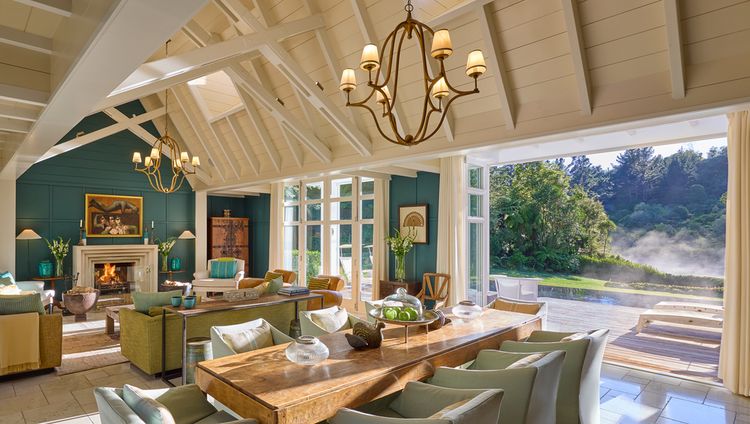 Huka Lodge - Alan Pye Cottage Lounge