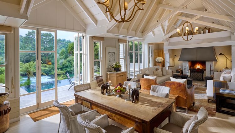 Huka Lodge - Alex van Heeren Cottage Lounge