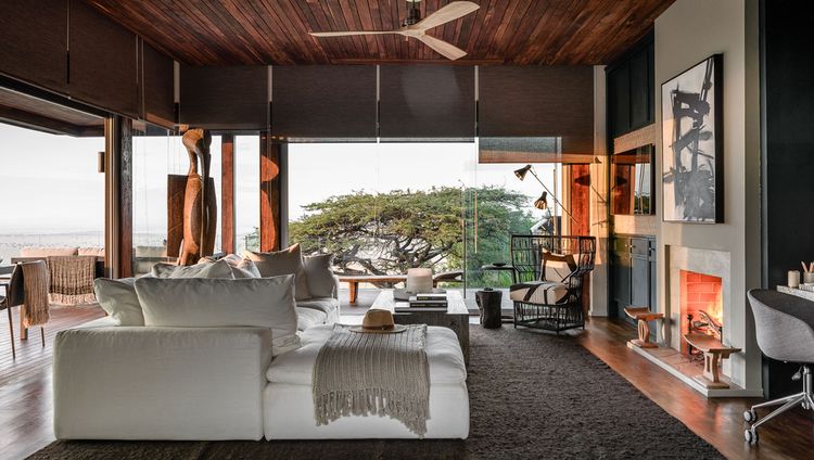 Singita Sasakwa - Hillside Suite Lounge