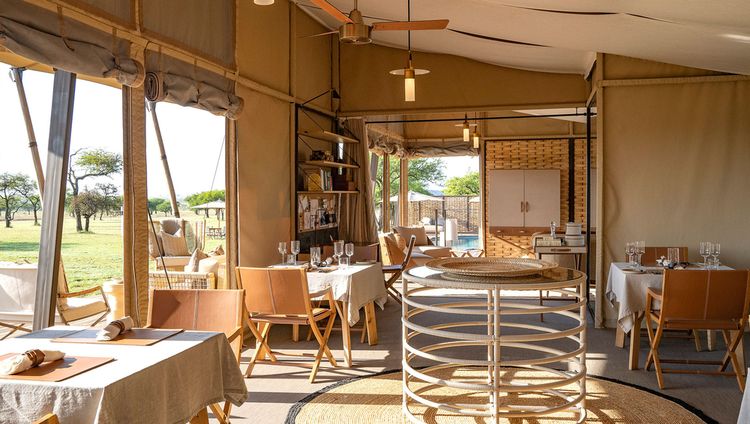 Singita Sabora Tented Camp - Restaurant