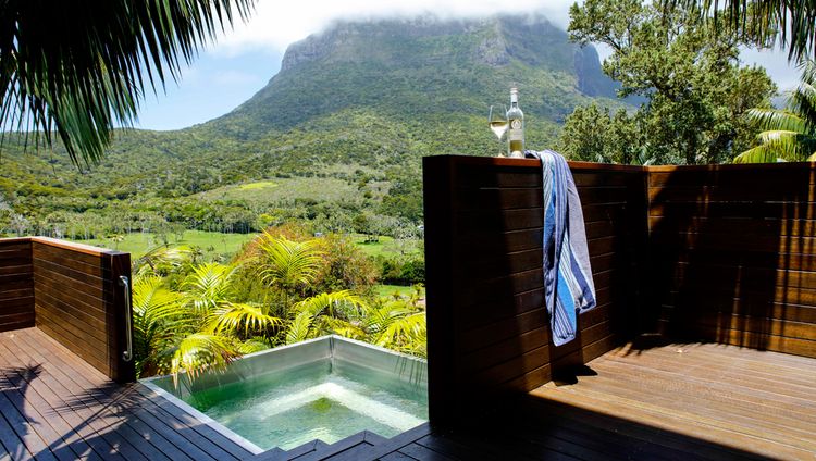 Capella Lodge - Makambo Loft Terrasse mit Poo