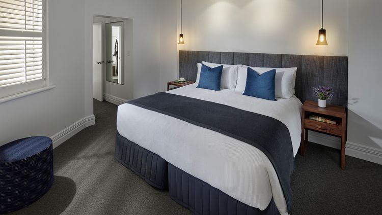 The Louise - Bethany Suite