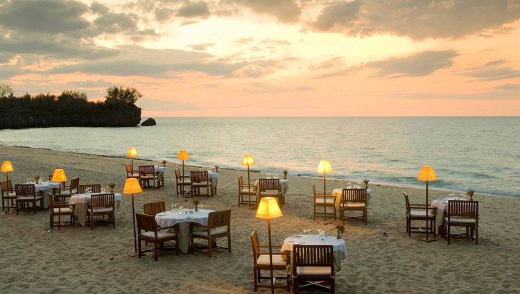 Anjajavy Le Lodge - Dinner am Strand