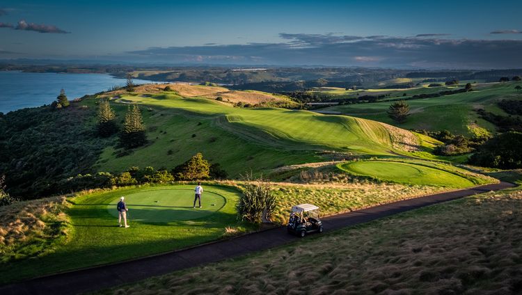 Rosewood Kauri Cliffs - Luftaufnahme des Golf