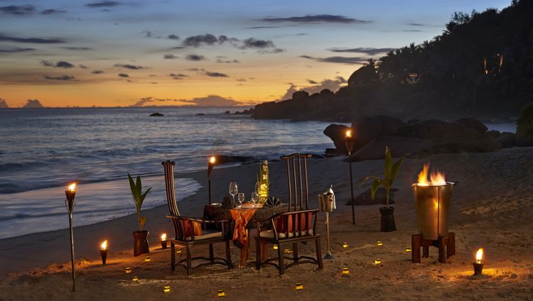 Banyan Tree Seychelles-Romantic Beach Dinner