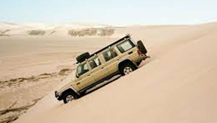 Shipwreck Lodge - Mit dem Jeep in die Dünen