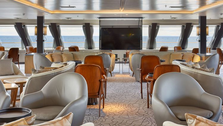 Magellan Explorer - Lounge und Bar