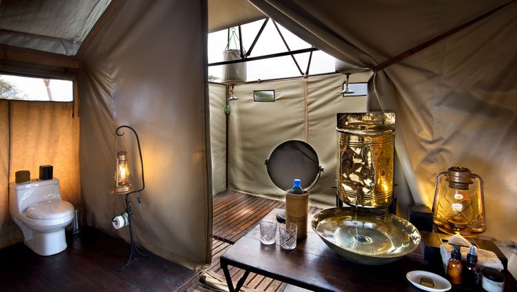 &Beyond Serengeti under Canvas - Badezimmer