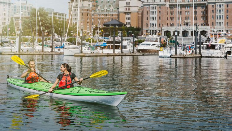 Fairmont Empress - Kayaktour im Hafen