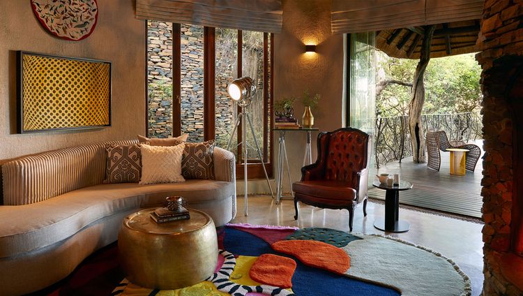 Molori Safari Lodge - Lesedi Lounge