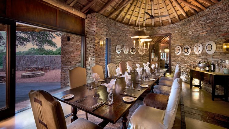 Makanyi Private Game Lodge - Tisch gedeckt fü