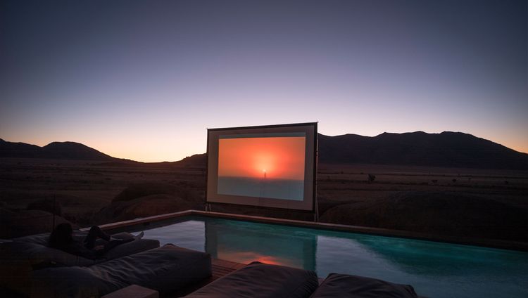 Zannier Hotel Sonop - Outdoor Kino Abend