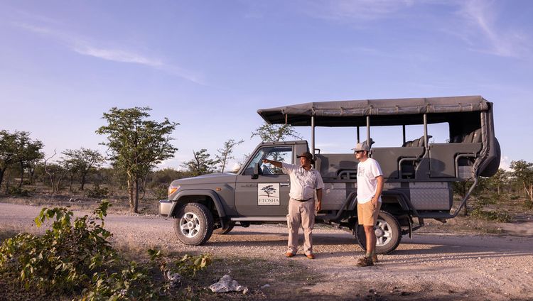 Ondili Etosha Oberland Lodge - Auf Safarifahr