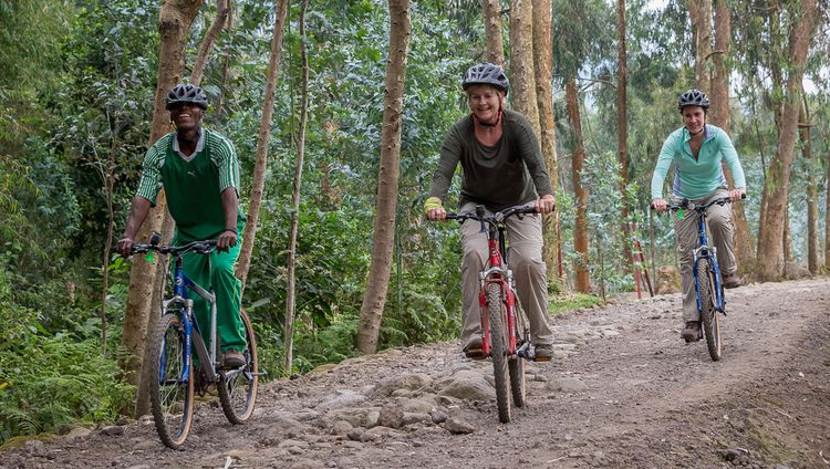 Sabyinyo Silverback Lodge - Radtour