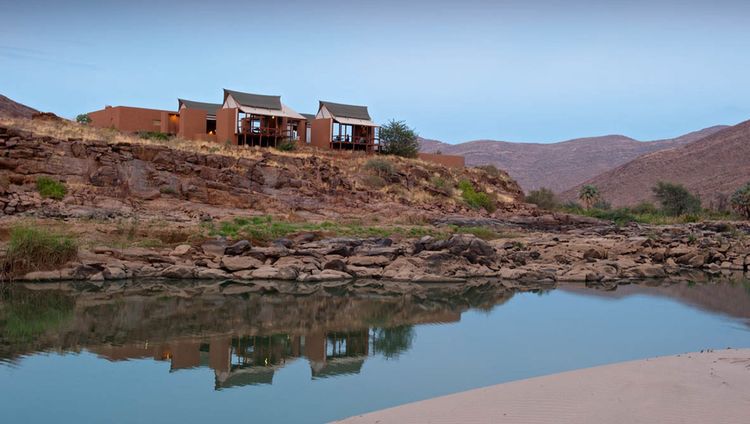 Okahirongo River Lodge - Aussenansicht