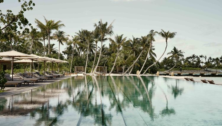 Patina Maldives - Pool