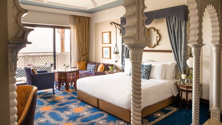 Jumeirah Al Qasr - Executive Room