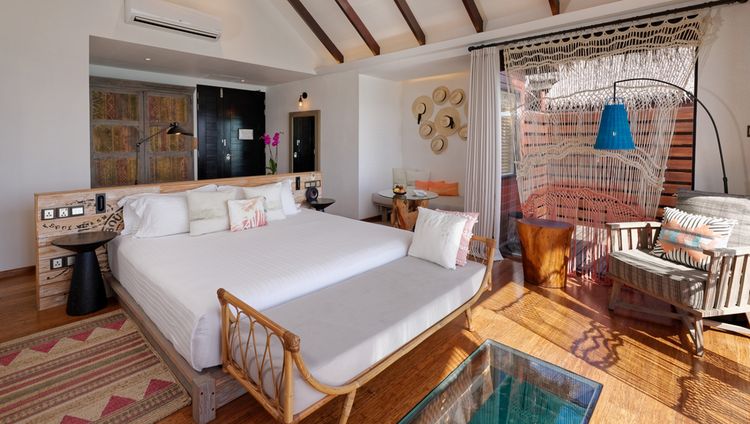 Grand Park Kodhipparu - Ocean Water Villa 