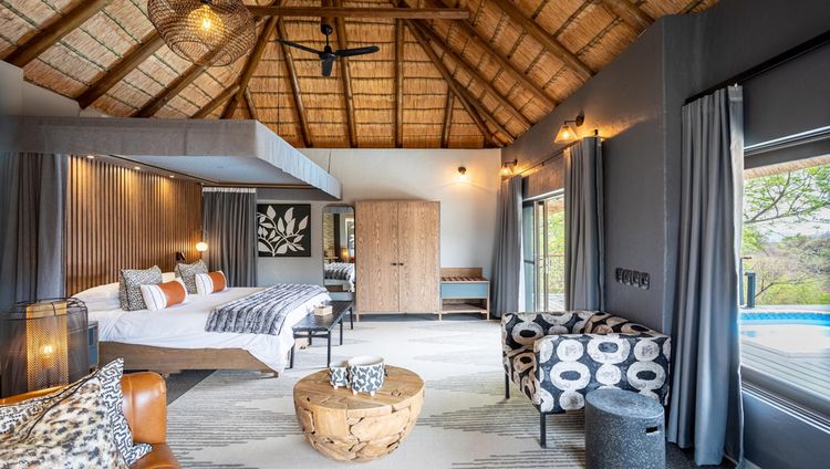 Tuningi Safari Lodge - Luxury Suite