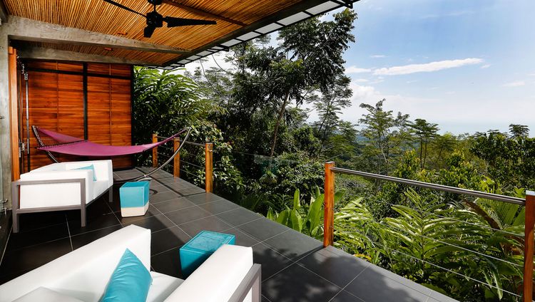 Kura Boutique Hotel - Terrasse eines Zimmers
