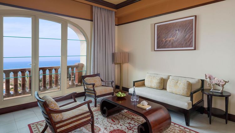 Anantara Desert Island Resort - Wohnzimmer ei