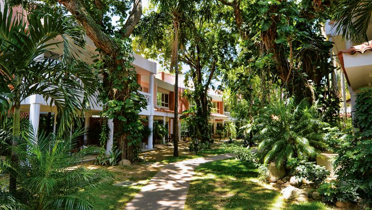 Los Tajibos - Garten