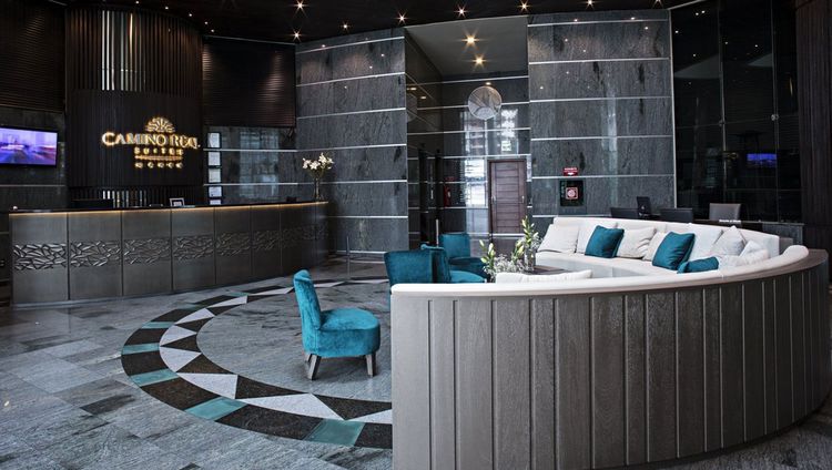 Suites Camino Real - Lobby
