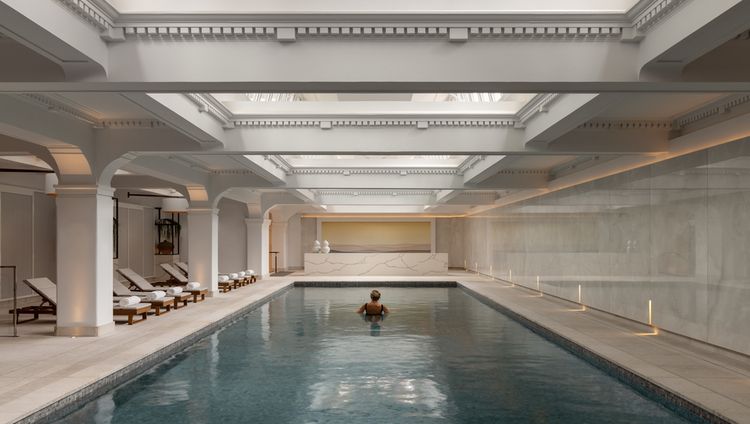 Capella Sydney - Pool