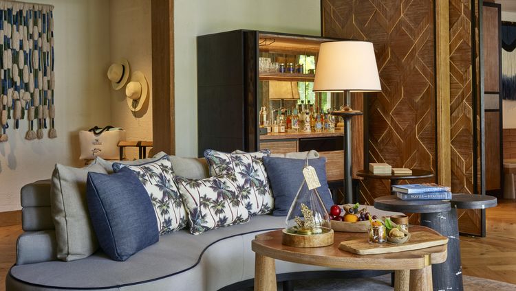 Waldorf Astoria Seychelles - Wohnzimmer mit W