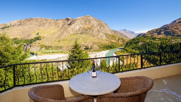 Nugget Point Boutique Hotel - Balconies River