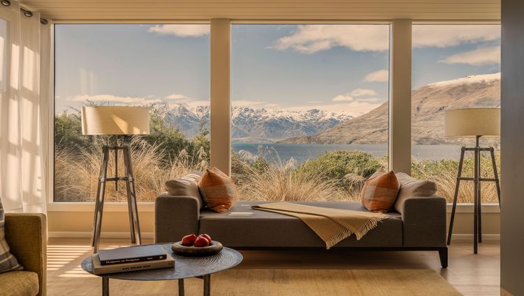 Rosewood Matakauri - Lounge einer Suite