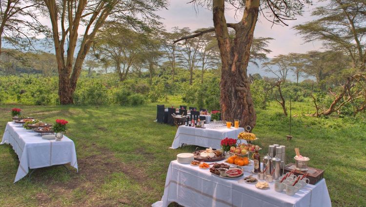 &Beyond Ngorongoro Crater Lodge - Essen im Kr
