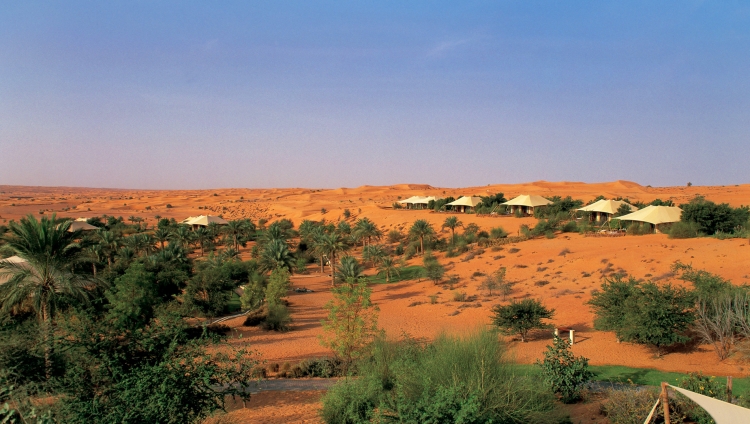 Al Maha Desert Resort & Spa - Aussenansicht 