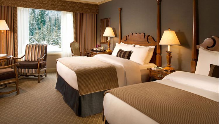 Fairmont Chateau Whistler - Queen Room