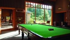 Treetops Lodge - Billiards Room