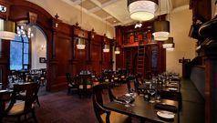 Fairmont Chateau Lake Louise - Walliser Stube